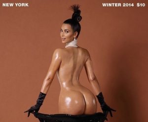 Kim Kardashian exibe o bumbum na capa da revista 'Paper' | Reprodução da internet